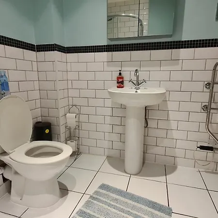 דירה Impressive At Centre