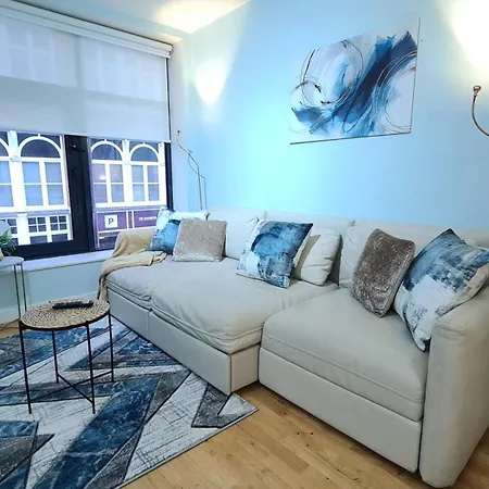 Impressive At Leeds Centre Leeds (West Yorkshire)